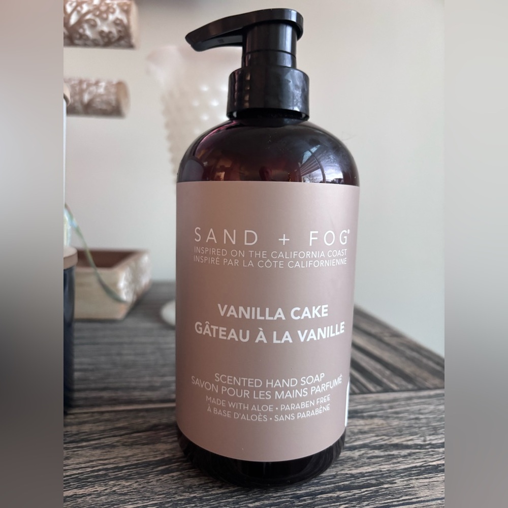 SAND + FOG Vanilla Cake Scented Hand Soap
